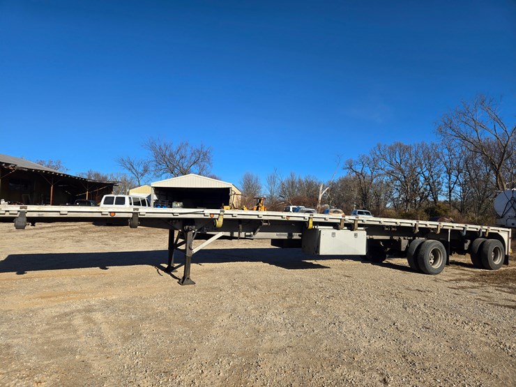 2000-reitnouer-flatbed-image-6