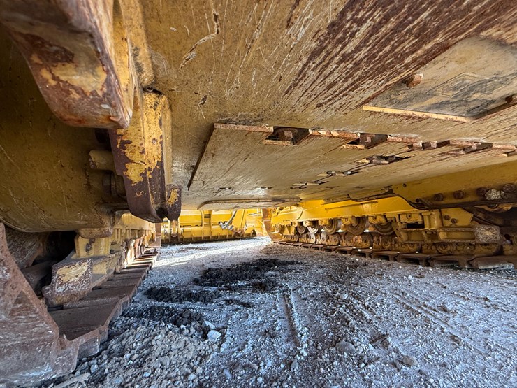 2023-caterpillar-953-image-37