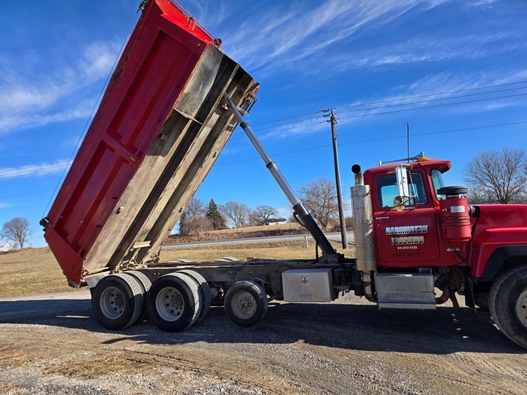 1998-mack-rd688s-image-49