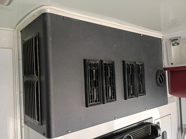 2009-ford-e450-image-81