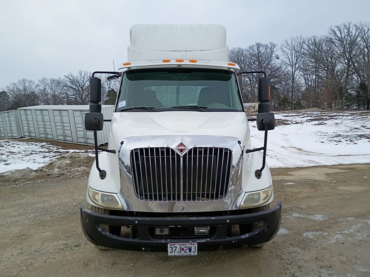 2011-international-transtar-8600-image-14