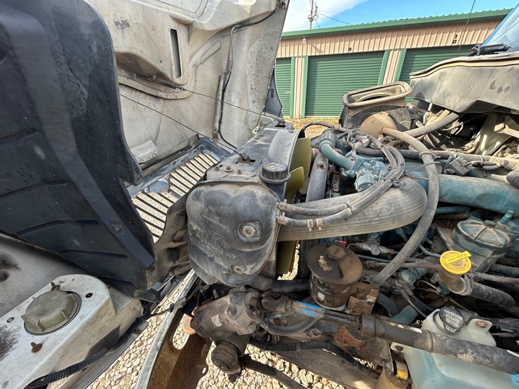 2007-international-durastar-4300-image-37