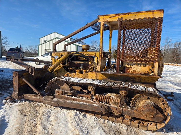 caterpillar-d6b-image-5