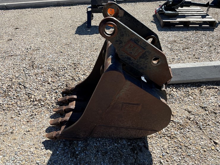 #3278-•-backhoe-buckets-image-4