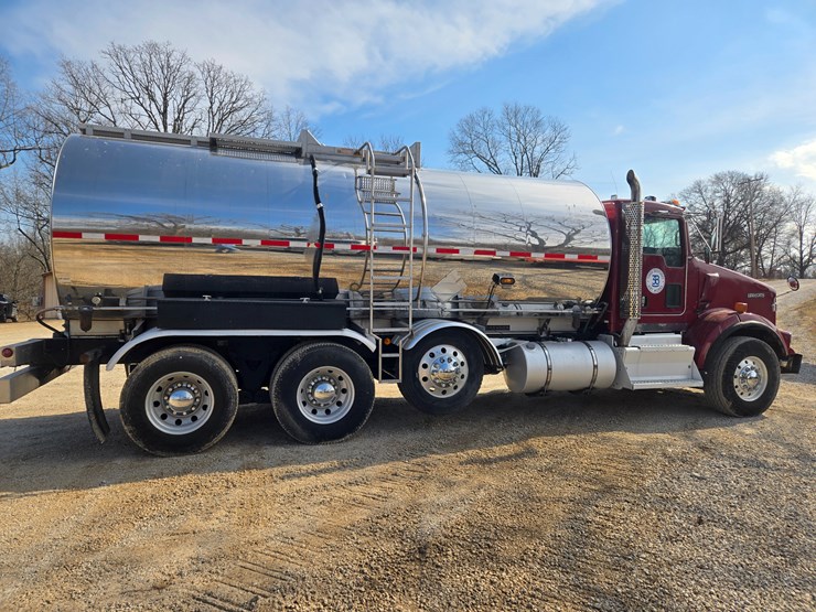 2015-kenworth-t800-image-24