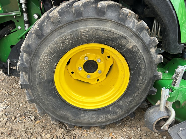 2020-john-deere-1025r-image-8