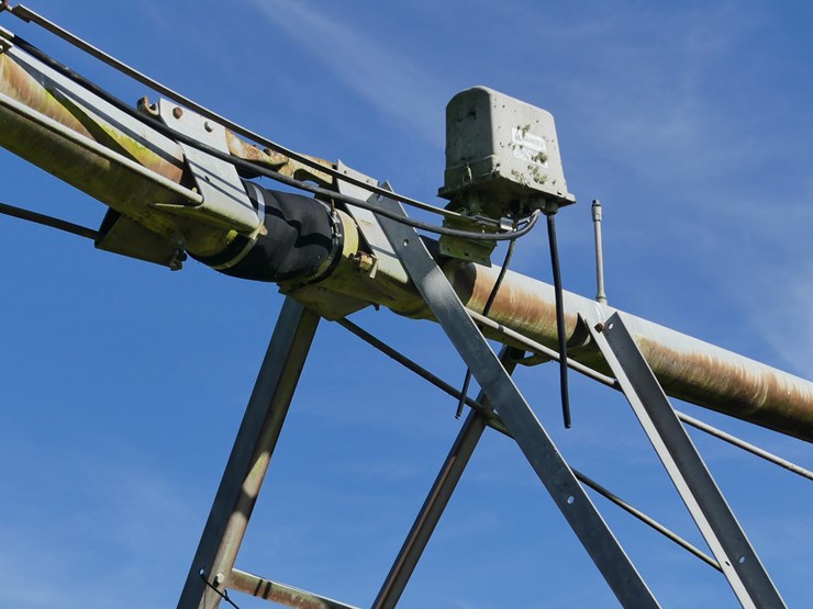 valley-model-8000-irrigation-system-image-28