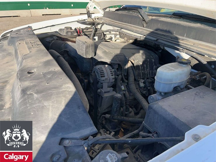 2013-gmc-sierra-2500hd-image-24