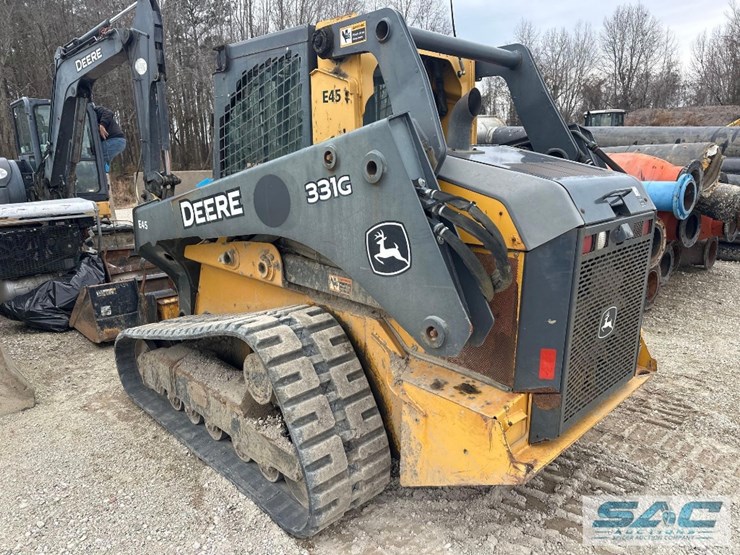 2018-deere-331g-image-2