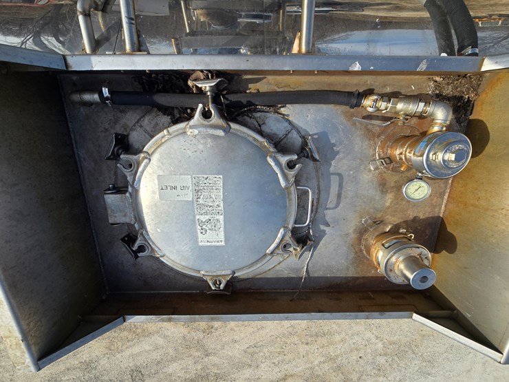 2015-kenworth-t800-image-108