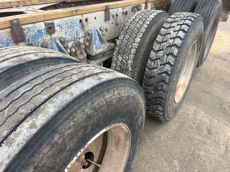 1995-international-5000-image-12