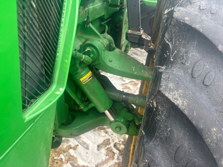 john-deere-8320-image-12
