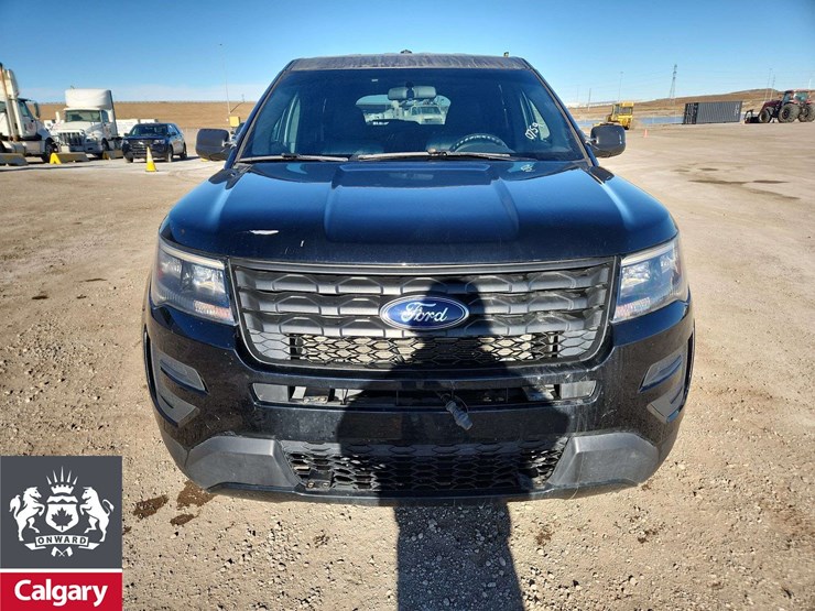 2018-ford-explorer-image-9