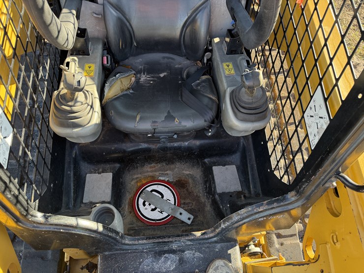 caterpillar-259d-image-8