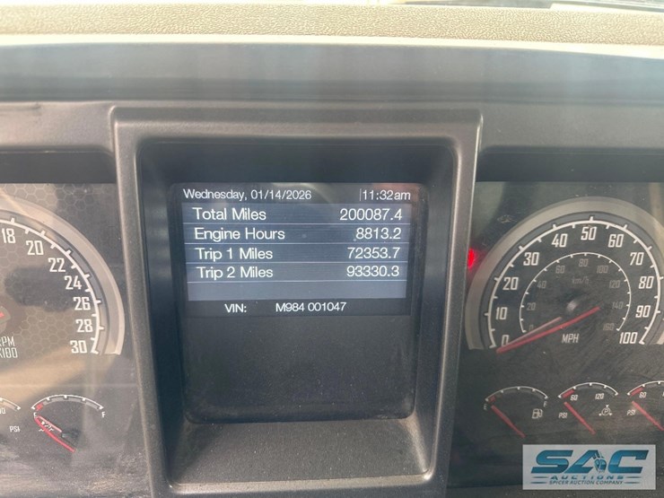 2020-mack-gr64f9-quad/a-dump-truck-image-12