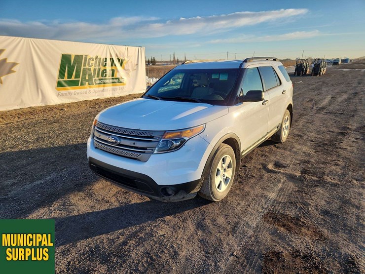 2013-ford-explorer-image-1