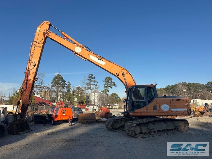 2013-doosan-dx225-lc-image-1