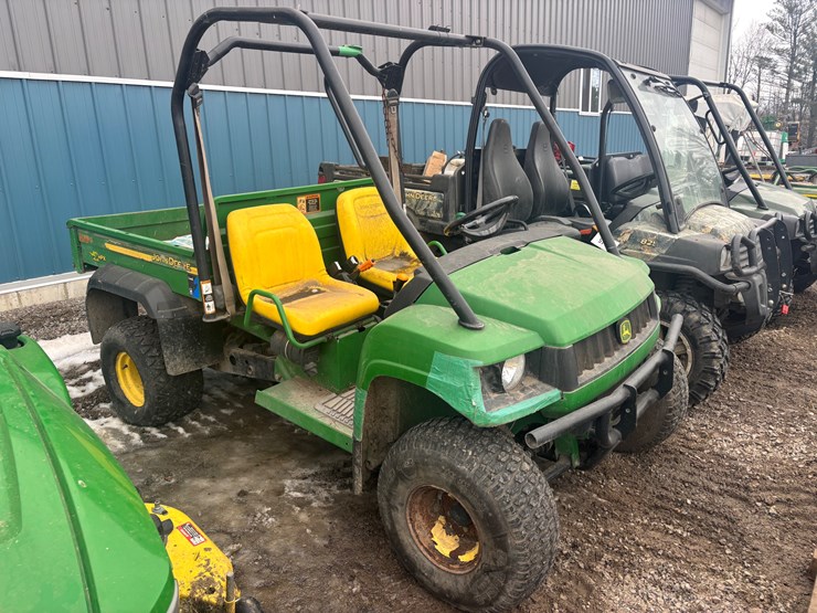 john-deere-gator-image-5