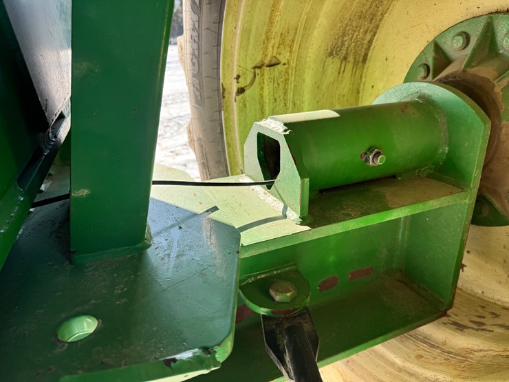 parker-1048-image-17