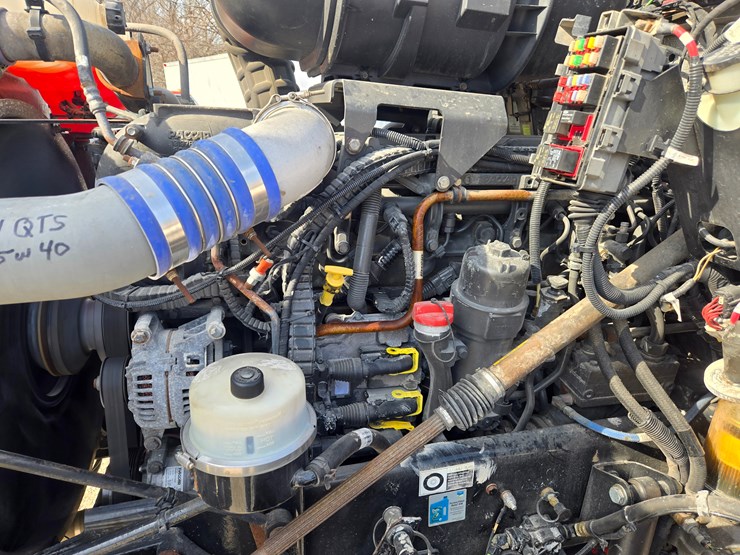 2015-kenworth-t800-image-36