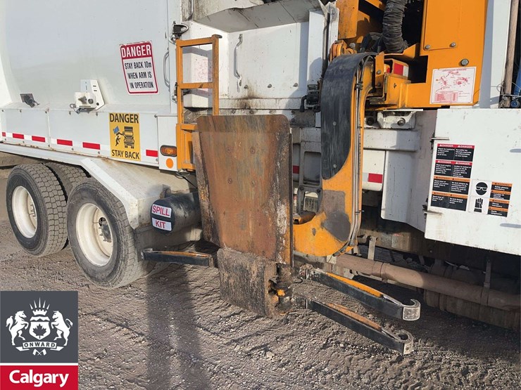 2017-international-workstar-7400-image-25