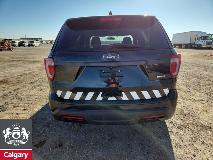 2019-ford-explorer-image-7