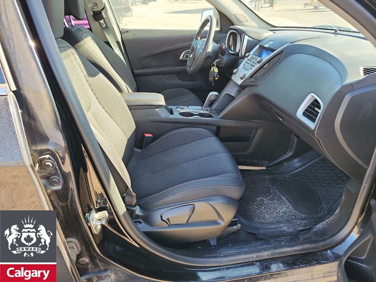 2015-chevrolet-equinox-image-18