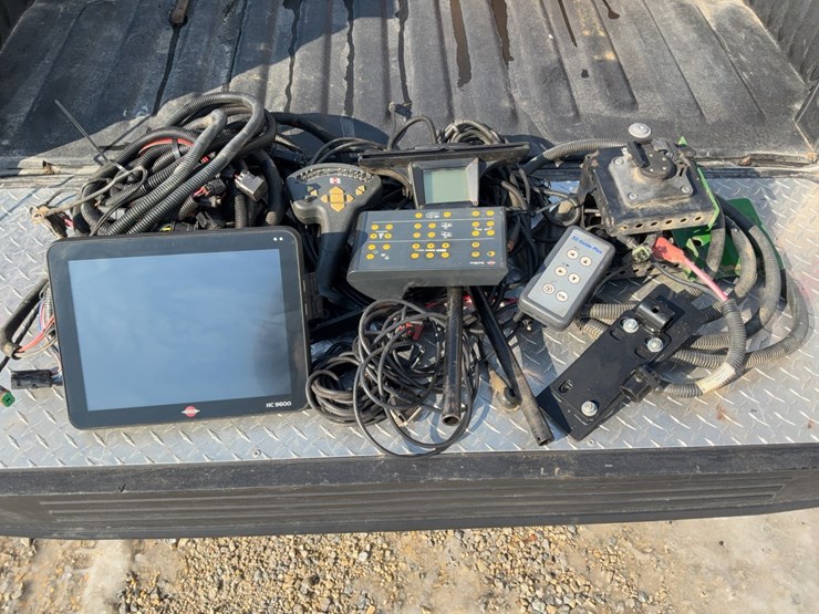 2024-hardi-commander-45-pull-type-sprayer-image-62