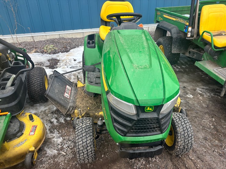 john-deere-x390-image-7