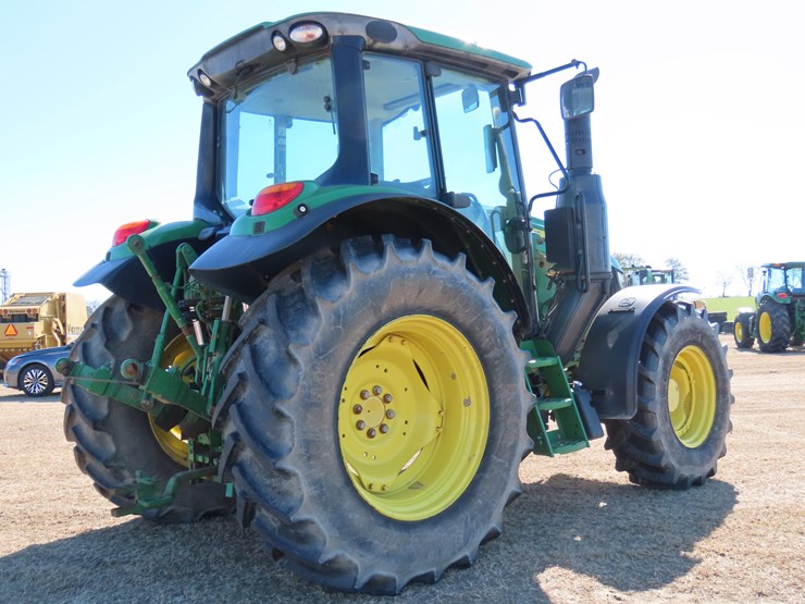 2020-john-deere-6120m-image-6