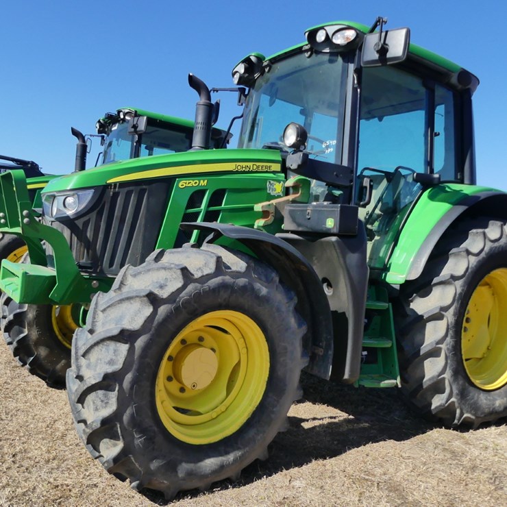 2020 JOHN DEERE 6120M