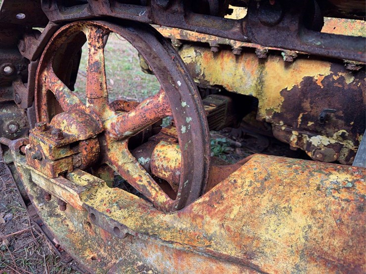 caterpillar-2-ton-crawler-image-26