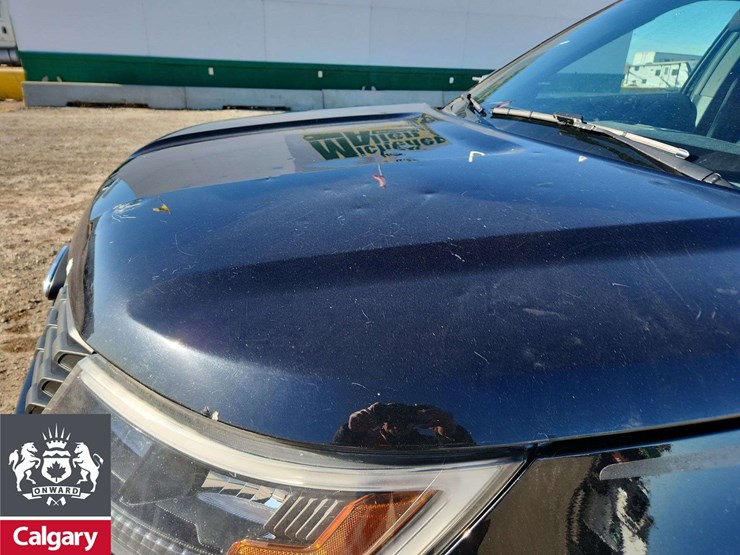 2019-ford-explorer-image-24