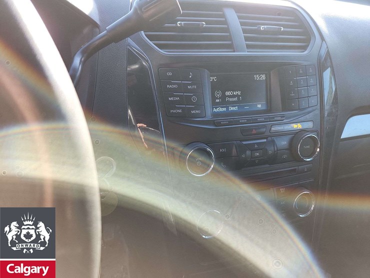 2018-ford-explorer-image-21