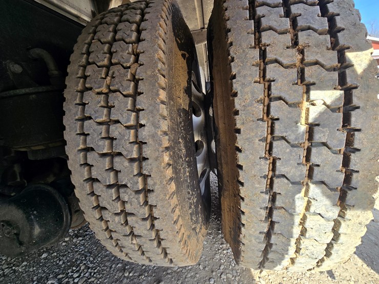 2015-kenworth-t800-image-85