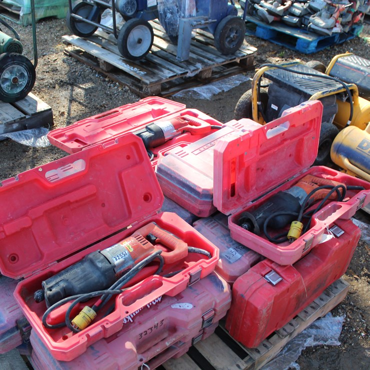 #5164 • PALLET OF SNOWBALL SAWS