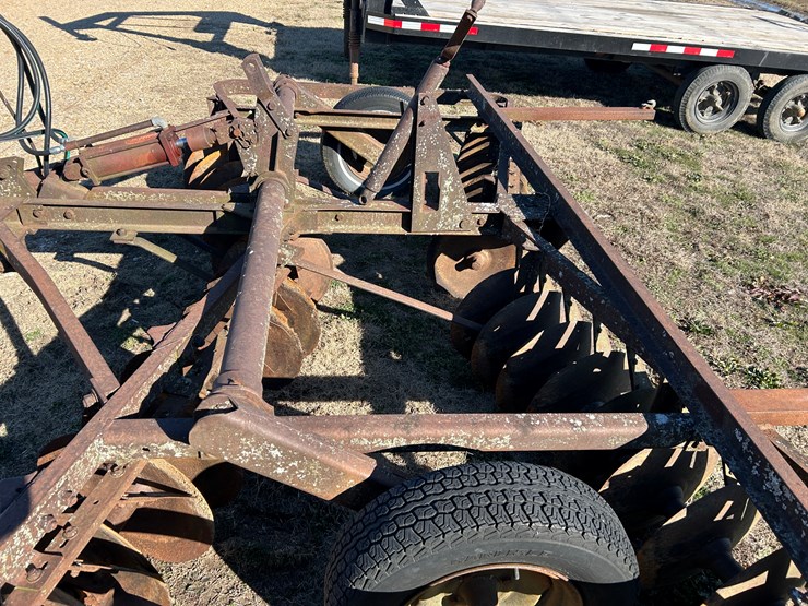 john-deere-11-image-6