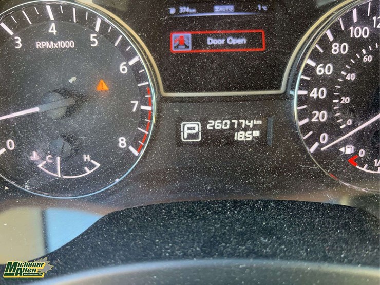 2014-nissan-pathfinder-image-24