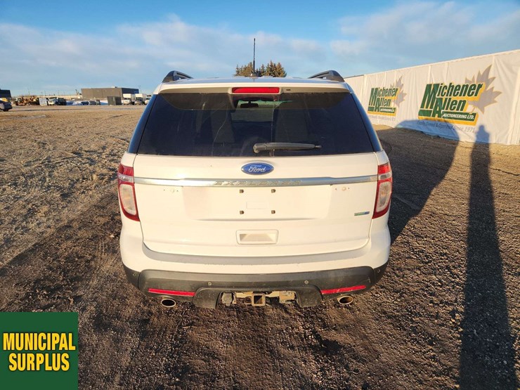 2013-ford-explorer-image-7