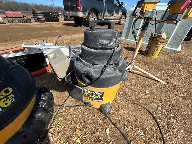 #2054-•-shop-vac,-tools,-welder-helemet,-lights-etc-inv#-37851-image-16