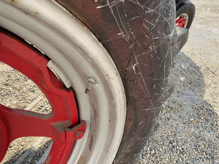 1954-mccormick-farmall-super-mta-image-32