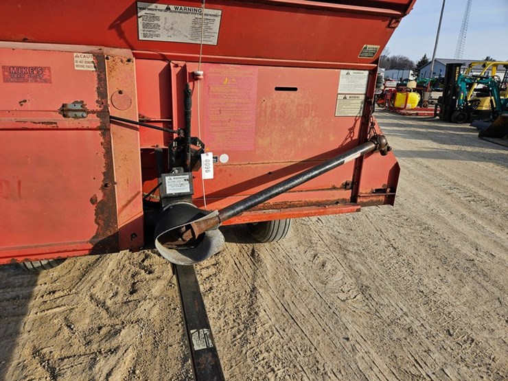 #96-•-h-&-s-14'-forage-wagon-image-10