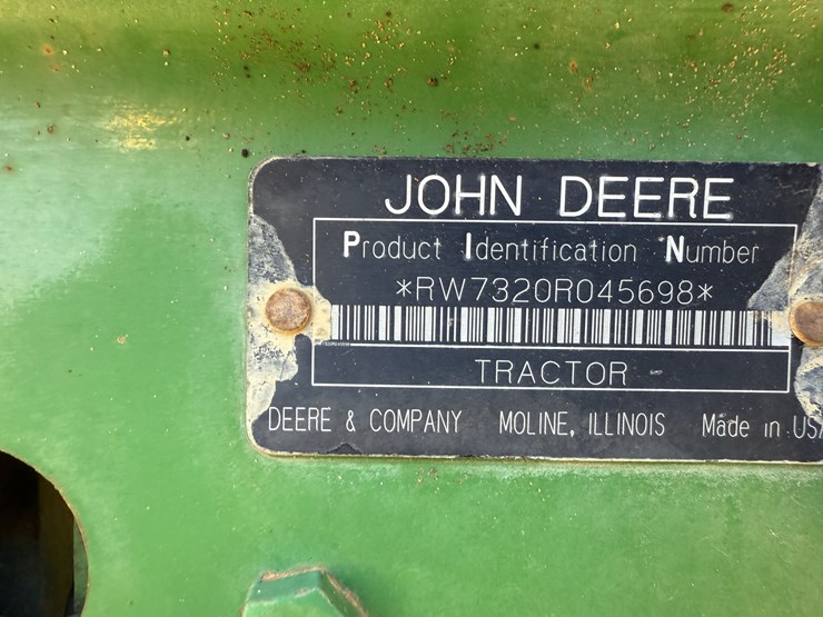 john-deere-7320-image-3