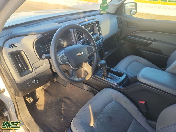 2016-chevrolet-colorado-image-17