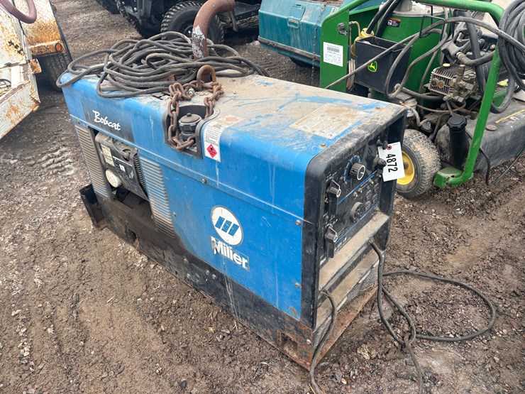 miller-bobcat-225-image-4