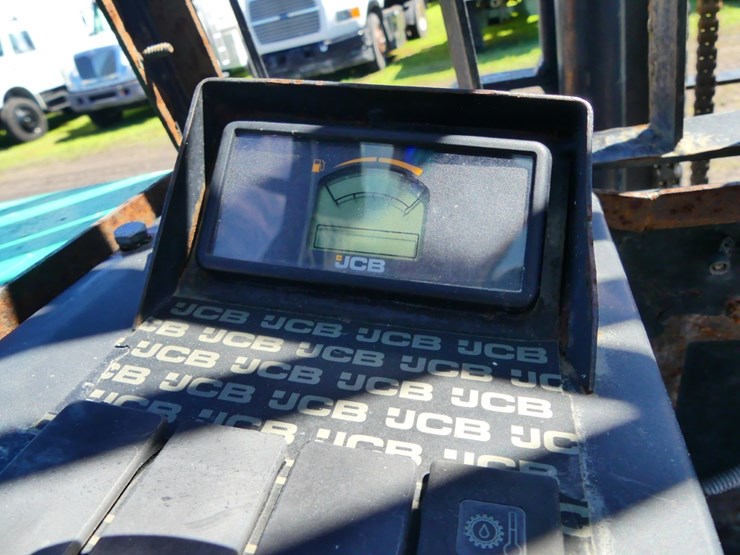 2014-jcb-930-image-13
