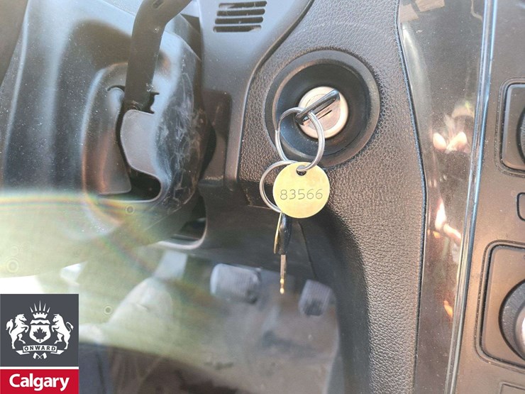 2018-ford-explorer-image-22