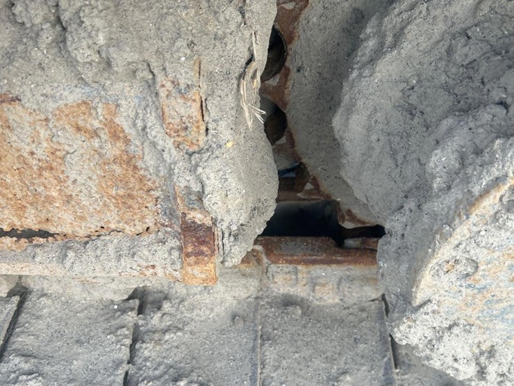 deere-240d-lc-image-30