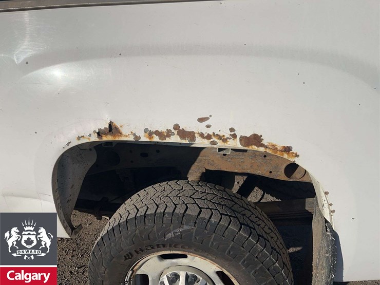 2013-gmc-sierra-2500hd-image-29