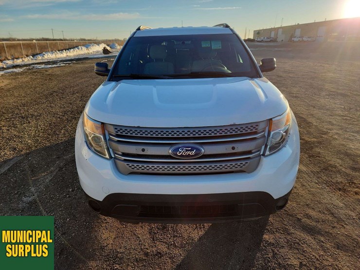 2013-ford-explorer-image-9